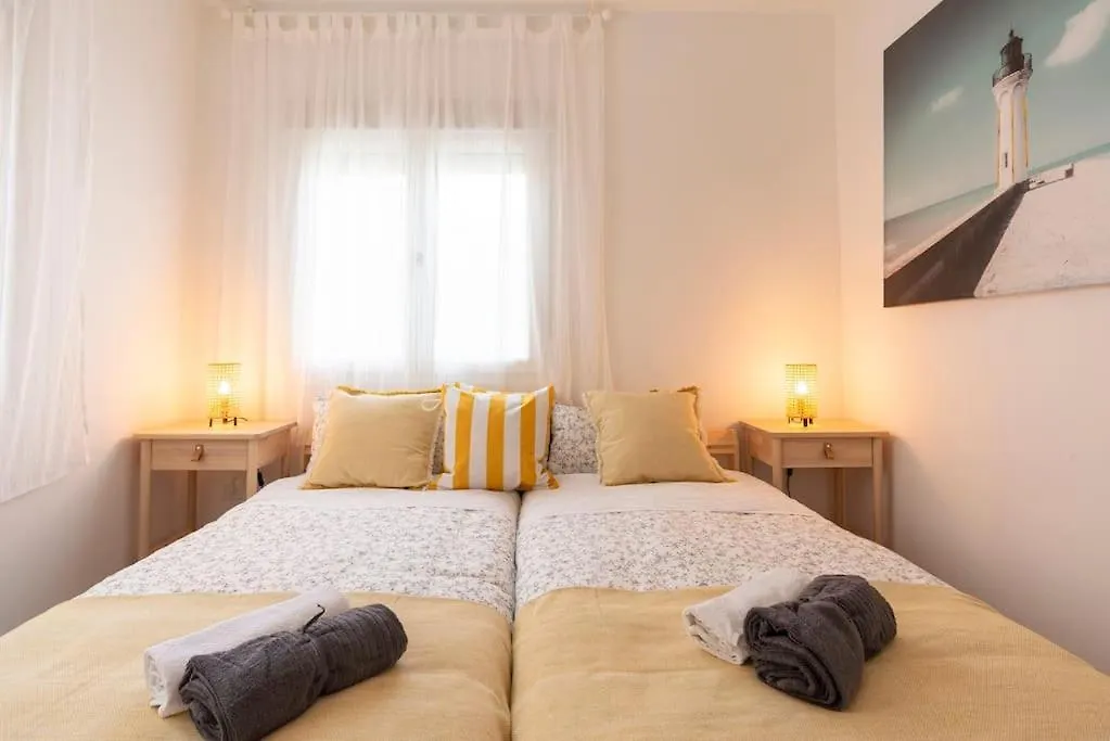 Penthouse 2Bedroom W Rooftop Views Malaga Apartment